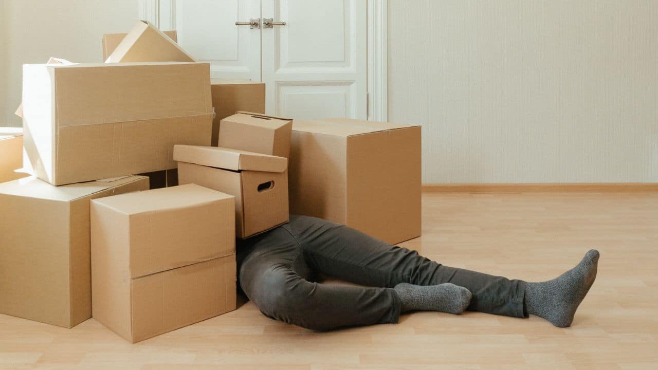 These Are the Worst and Best Places to Find Moving Boxes
